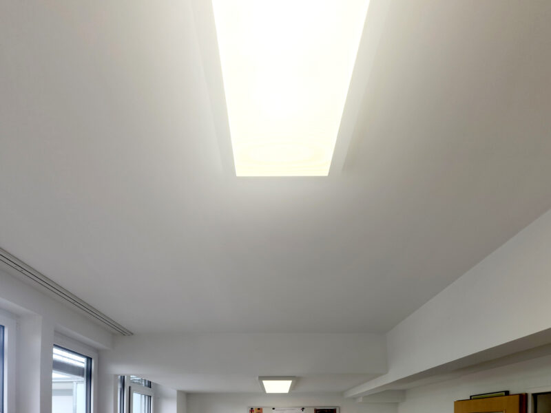 Umrüstung der Beleuchtung auf energieeffiziente LED-Technik im Landeskirchenamt in Bielefeld